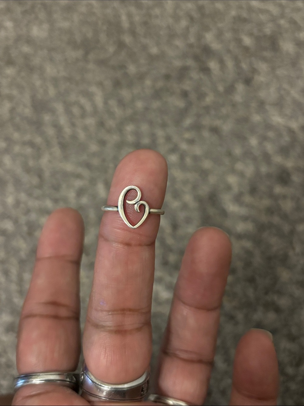 James Avery A Mothers Love Ring sterling silver 925 dainty size 6.25 approximate